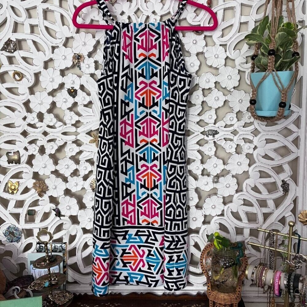 Crown & Ivy Geometric Polyester No Wrinkle Dress